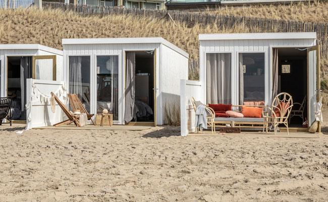 Slapen op strand bij VT Wonen