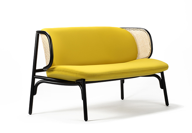 Suzenne Sofa van Gebrder Thonet