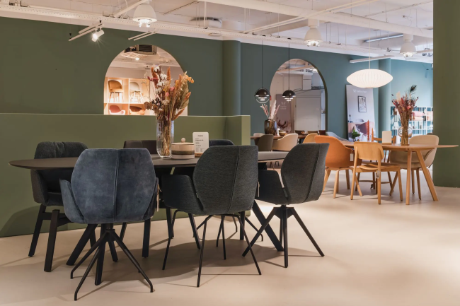 Nieuwe winkel Hello Chair