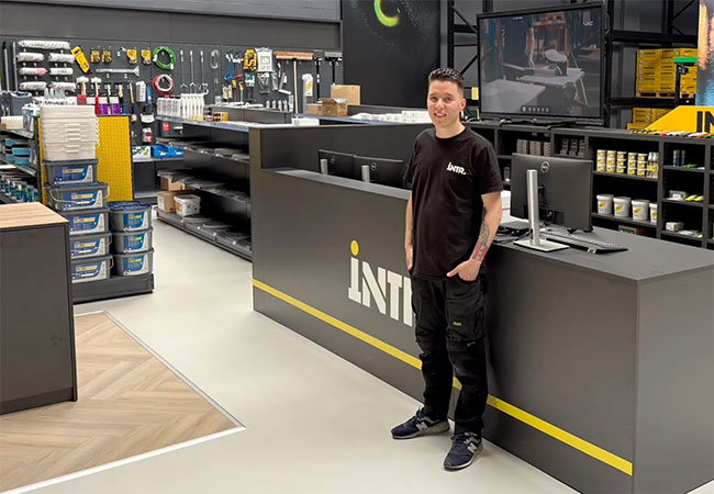 Intr opent vestiging Amsterdam