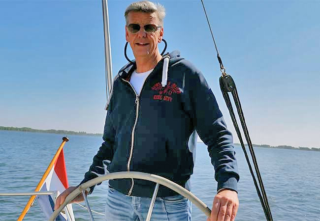 Venekamp vaart eigen koers