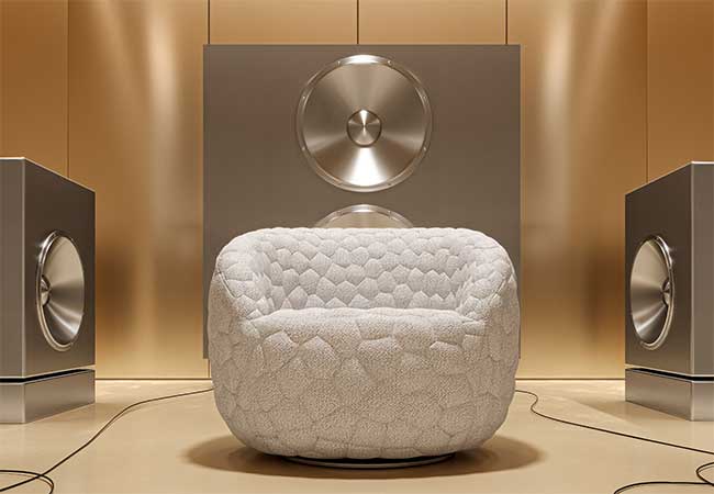 Robbie Williams ontwerpt stoel