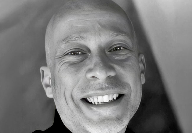 Dennis van der Burgt overleden