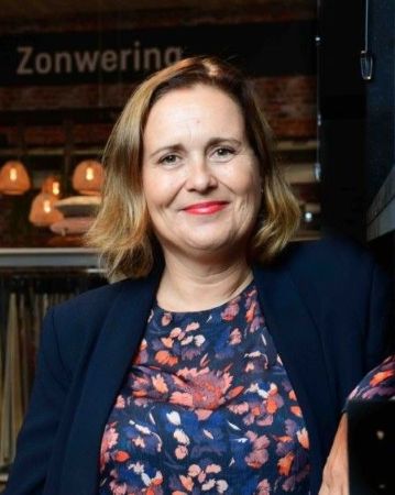 Angela van Dongen naar Inretail
