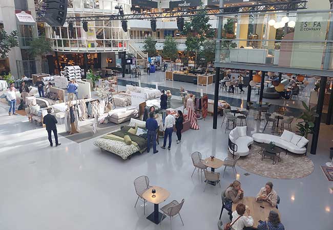 Volle beursvloer in Nieuwegein